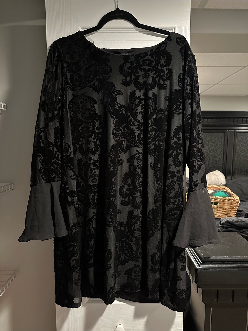 Women’s dress